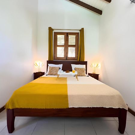 Bungalow Le Balisier Pointe-Noire Buitenkant foto