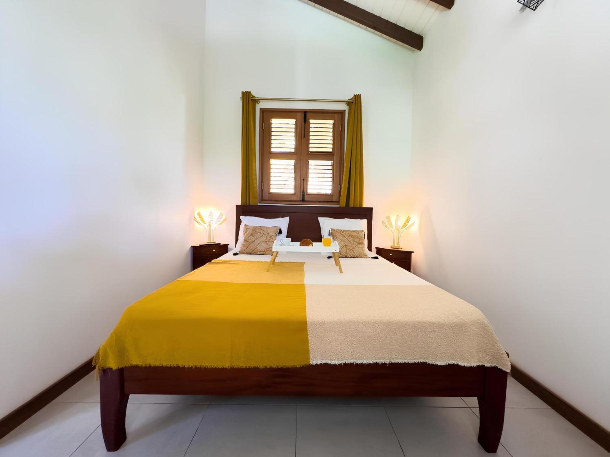 Bungalow Le Balisier Pointe-Noire Buitenkant foto