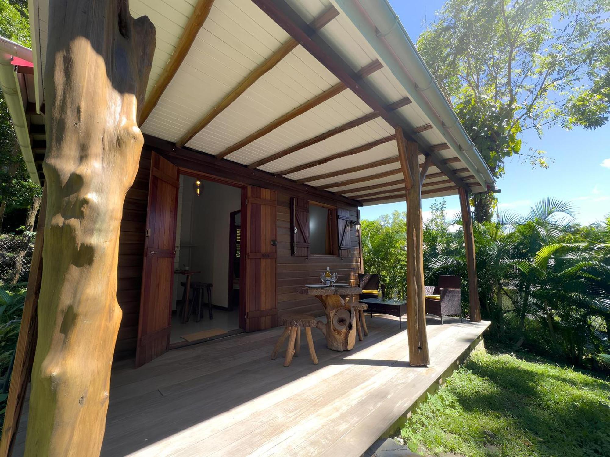 Bungalow Le Balisier Pointe-Noire Buitenkant foto